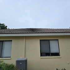Wesley-chapel-Florida-roof-cleaning 21