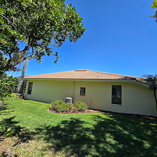 Wesley-chapel-Florida-roof-cleaning 2
